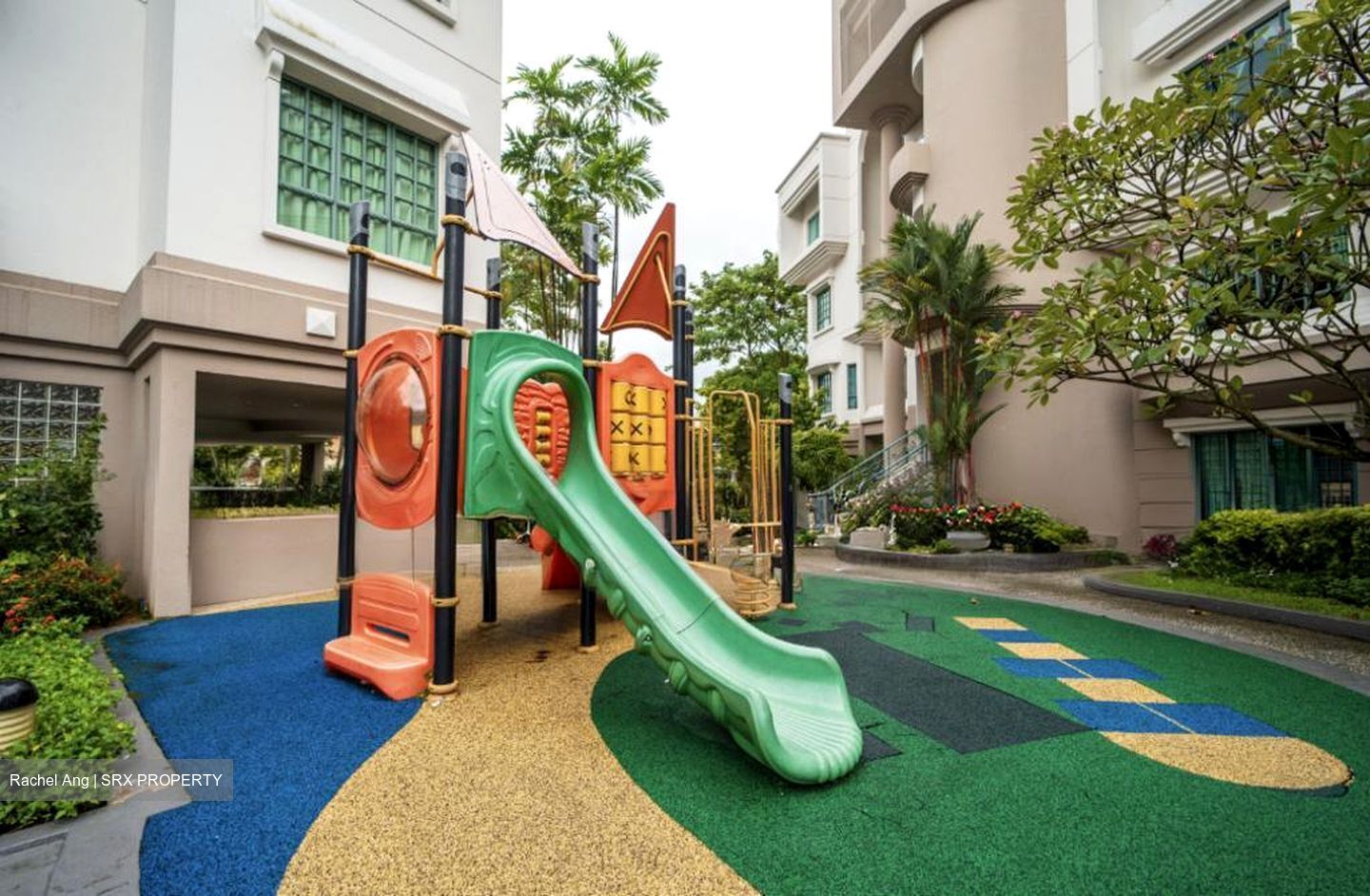 Gold Coast Condo (D5), Condominium #526890171